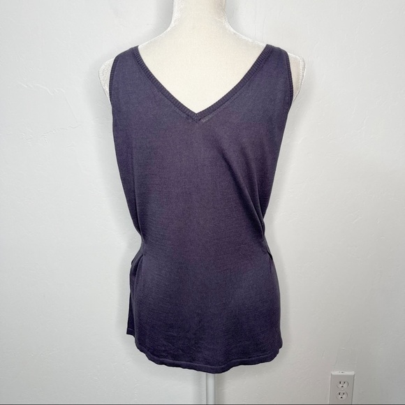 Sita Murt Gray Sleeveless Bamboo / Cotton Knitted v-neck Top - Picture 4 of 9